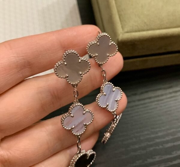 Van Cleef & Arpels. Magic Alhambra earrings, 3 motifs