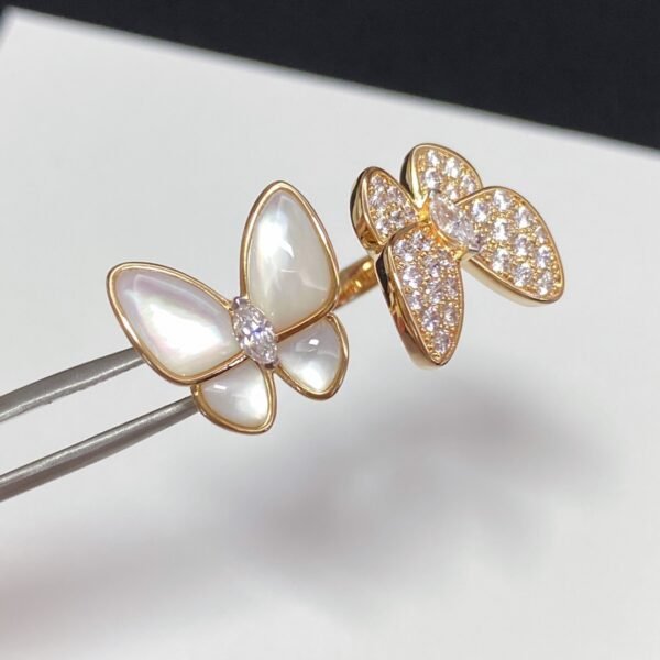 Van Cleef & Arpelf. Two Butterfly Between the Finger ring