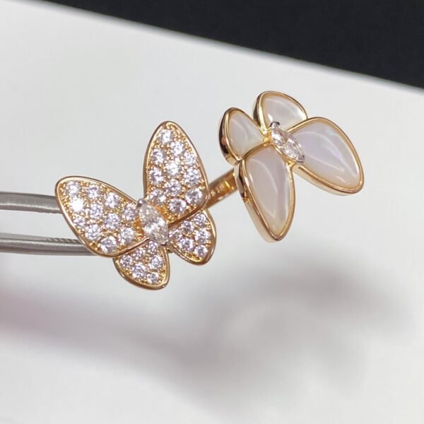 Van Cleef & Arpelf. Two Butterfly Between the Finger ring