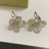 Van Cleef & Arpels. Flowerlace earrings