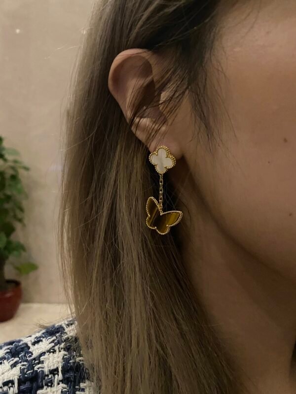Van Cleef & Arpels. Lucky Alhambra earrings, 2 motifs