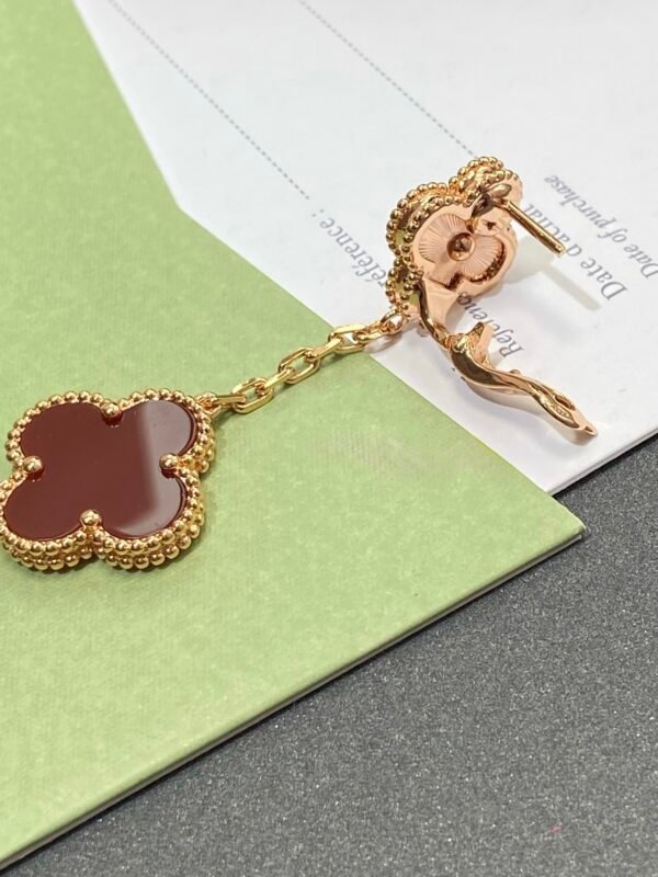 Van Cleef & Arpels. Magic Alhambra earrings, 2 motifs