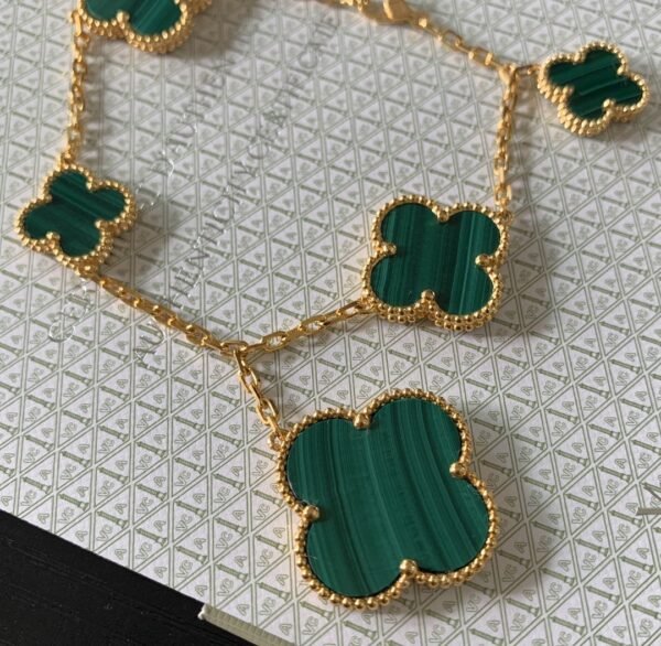 Van Cleef & Arpels. Magic Alhambra bracelet, 5 motifs