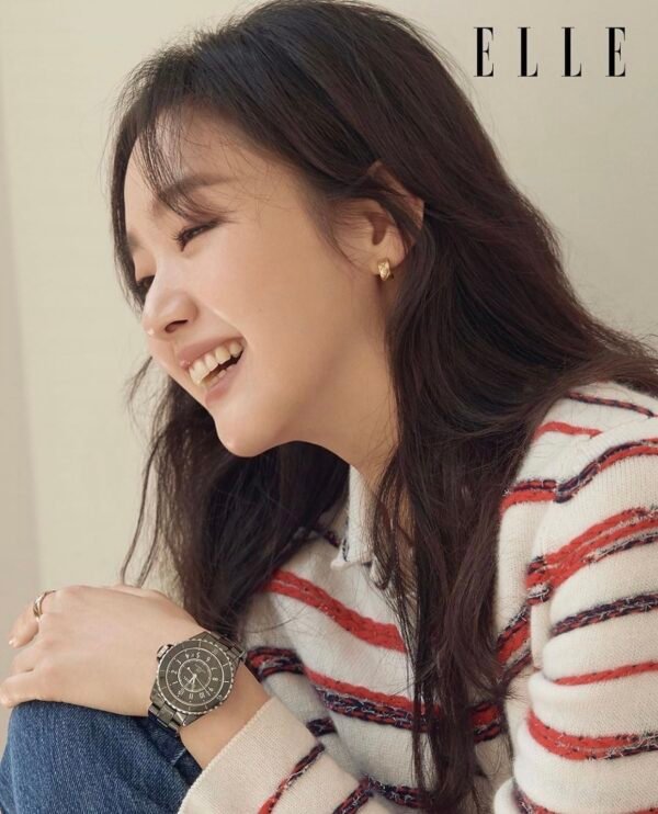 CHANEL. Coco Crush earrings