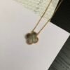 i1591687848_2253_2 Van Cleef & Arpels. Vintage Alhambra pendant (Mother-of-pearl)