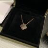 i1591687848_5715_1 Van Cleef & Arpels. Vintage Alhambra pendant (Mother-of-pearl)