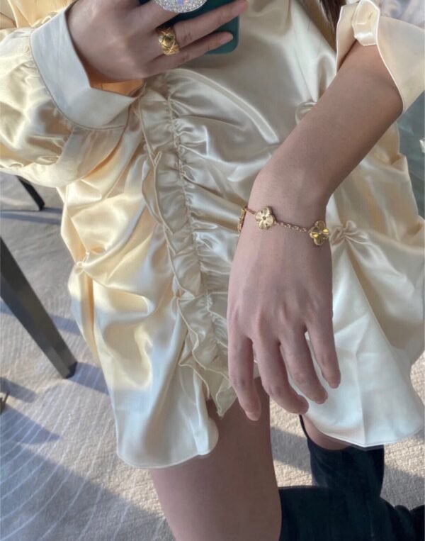 i1597653862_9948_1 Van Cleef & Arpels. Vintage Alhambra bracelet, 5 motifs