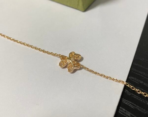 Van Cleef & Arpels. Frivole bracelet, mini model