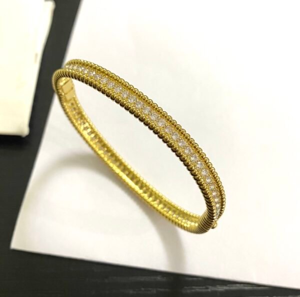 Van Cleef & Arpels. Perlée diamonds bracelet, 1 row, medium model