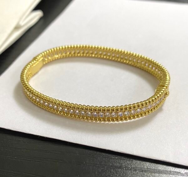 Van Cleef & Arpels. Perlée diamonds bracelet, 1 row, medium model