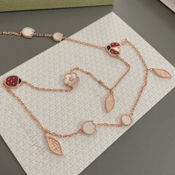 Van Cleef & Arpels. Lucky Spring long necklace, 15 motifs