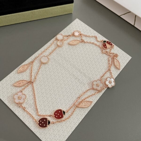Van Cleef & Arpels. Lucky Spring long necklace, 15 motifs