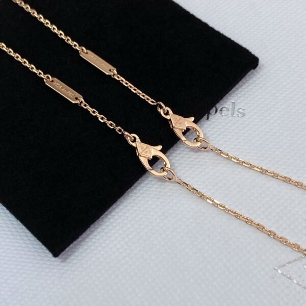 Van Cleef & Arpels. Vintage Alhambra Diamond Two Tone Holiday Pendant 2021