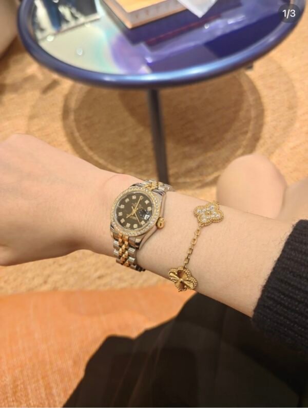 Van Cleef & Arpels. Vintage Alhambra bracelet, 5 motifs