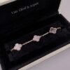 Van Cleef & Arpels. Holiday Limited Edition 2023, 5 motifs