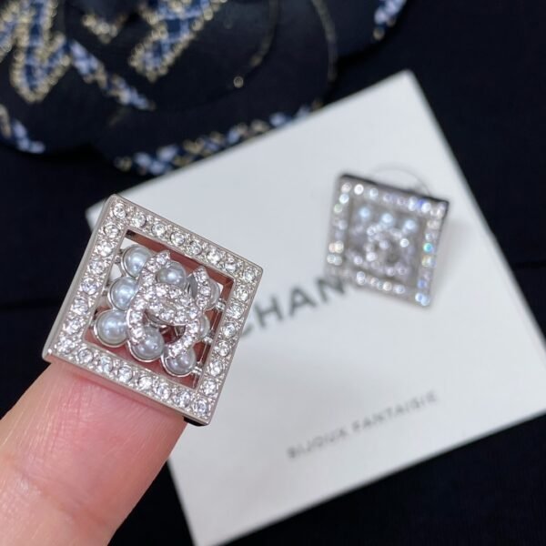 CHANEL. Pavé Diamond & Pearl Square Stud Earrings
