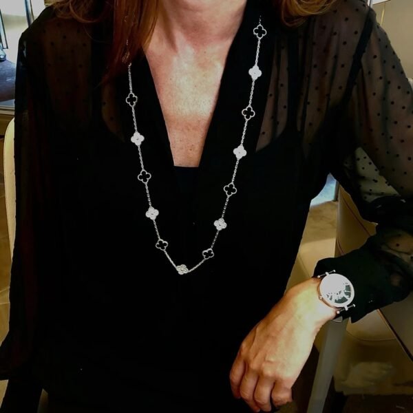 i1720792545_2753_0 Van Cleef & Arpels. Vintage Alhambra long necklace, 20 motifs