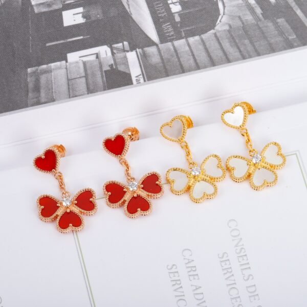 Van Cleef & Arpels. Sweet Hearts earrings