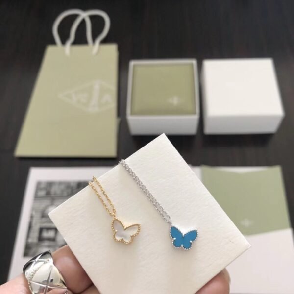 微信图片_20260102004523_118_4 Van Cleef & Arpels. Sweet Butterflies pendant