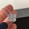 Van Cleef & Arpels. Vintage Alhambra pendant (Diamond)