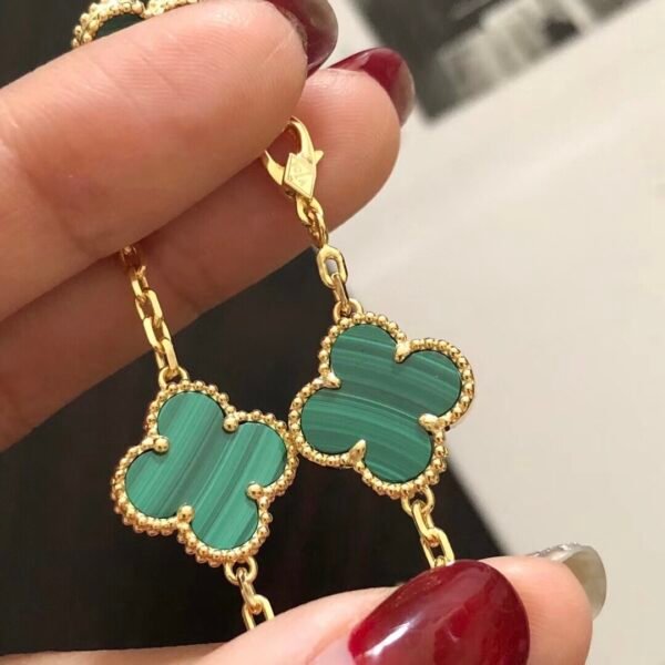 微信图片_20260109194606_239_4 Van Cleef & Arpels. Vintage Alhambra necklace, 10 motifs