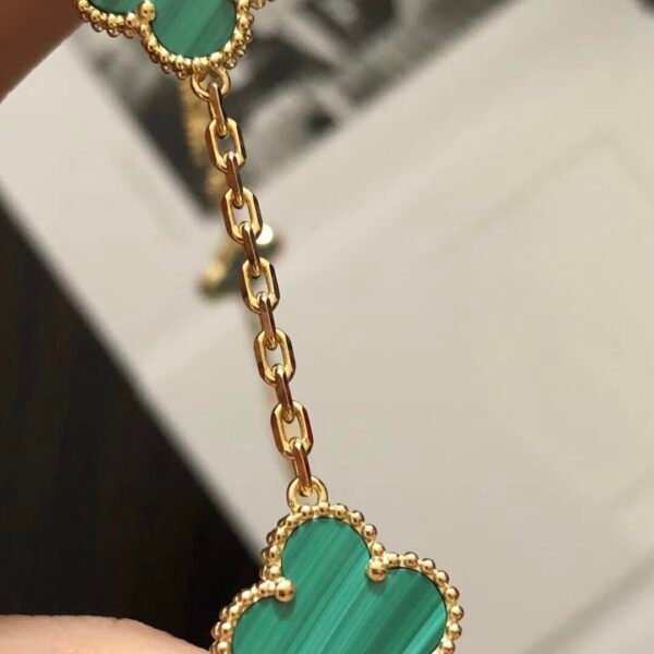 微信图片_20260109194608_240_4 Van Cleef & Arpels. Vintage Alhambra necklace, 10 motifs