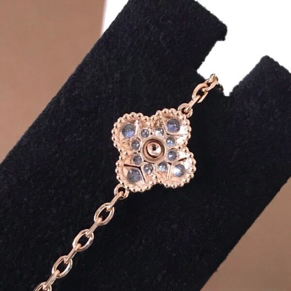 微信图片_20260111215313_301_4 Van Cleef & Arpels. Spring Blooms Alhambra 5 motifs