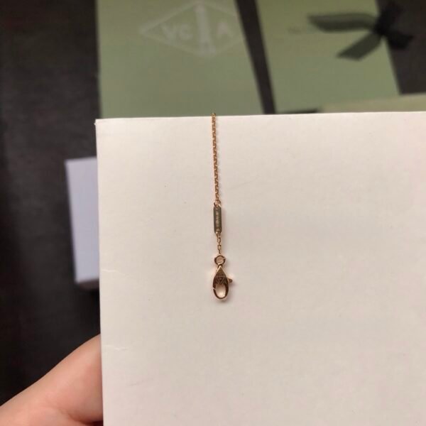 Van Cleef & Arpels. Sweet Hearts bracelet