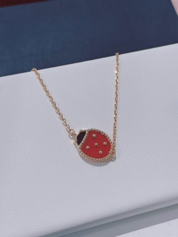 Van Cleef & Arpels. Lucky Spring bracelet, closed wings ladybug