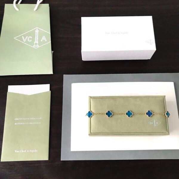 Van Cleef & Arpels. Vintage Alhambra bracelet, 5 motifs