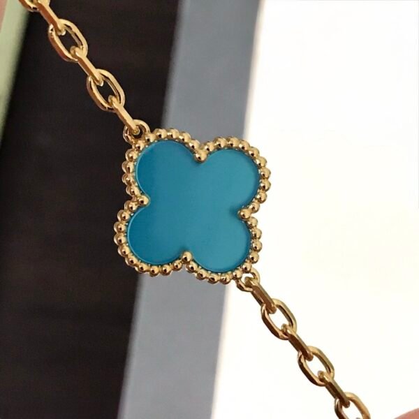 Van Cleef & Arpels. Vintage Alhambra bracelet, 5 motifs