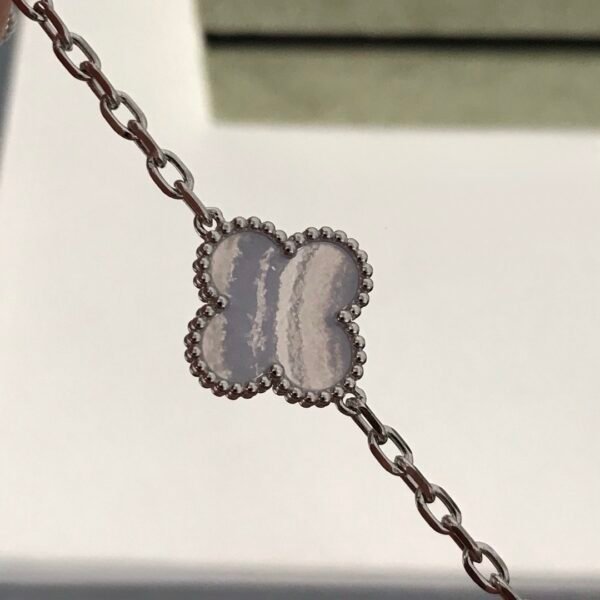 Van Cleef & Arpels. Vintage Alhambra bracelet, 5 motifs