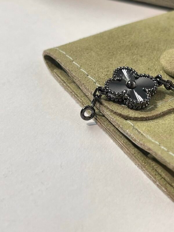 Van Cleef & Arpels. Vintage Alhambra bracelet, 5 motifs