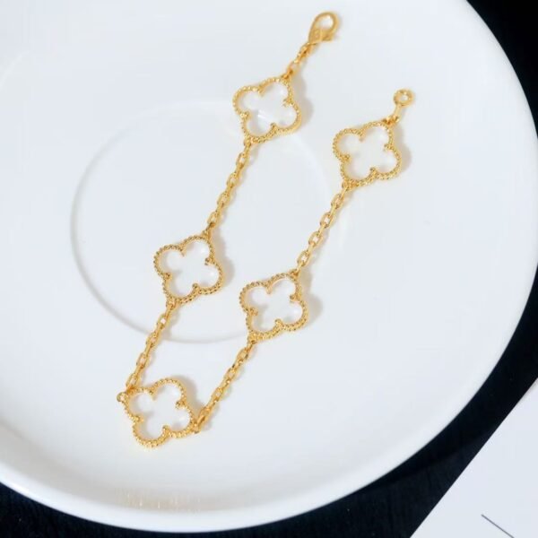 微信图片_20260118201728_477_4 Van Cleef & Arpels. Vintage Alhambra bracelet, 5 motifs