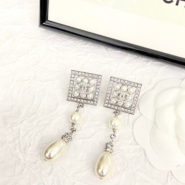 CHANEL. Pavé Diamond Square Teardrop Pearl Earrings